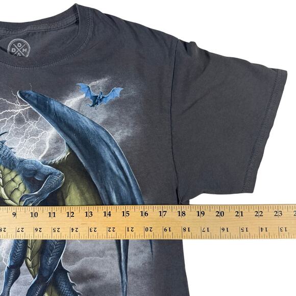 Retro DOM Life of Dragons Graphic T-Shirt Women’s M Gray Dragon Tee - Picture 6 of 7